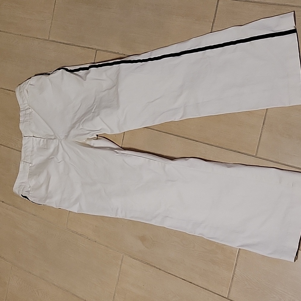 New York & Co. Cream w/ black trim pants